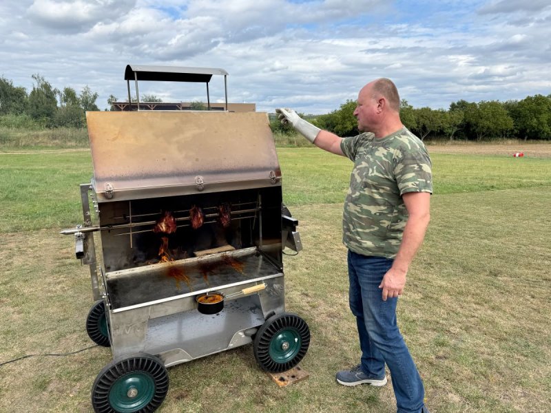 2025 - První grilování na LKKRAV s OK-GRIL02